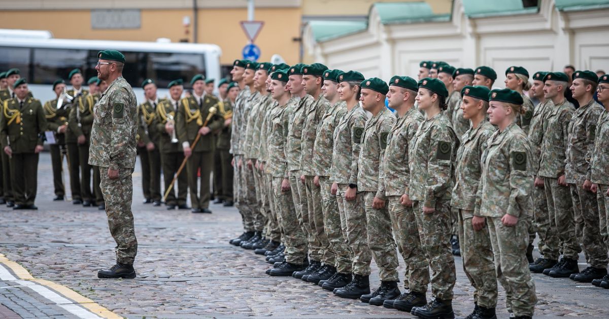 Lietuvos sausumos pajėgų kariai dalyvauja tarptautinėse pratybose