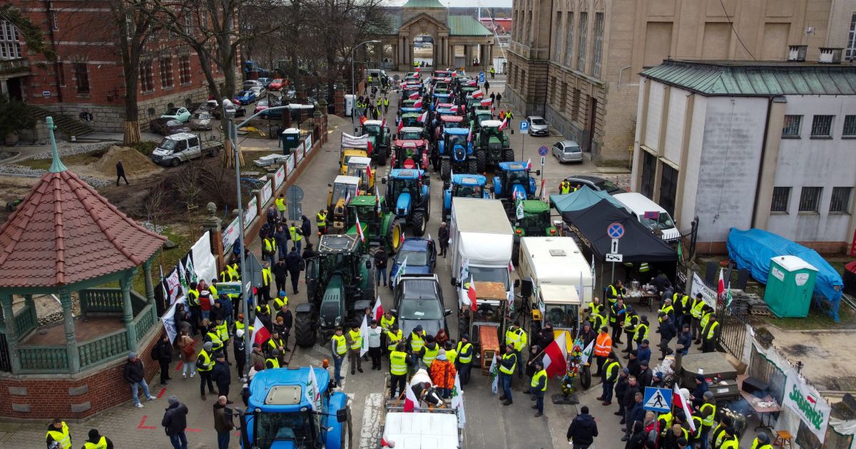 Polscy rolnicy grożą zepsuciem wizyty W. Żeleńskiego – Respublika.lt