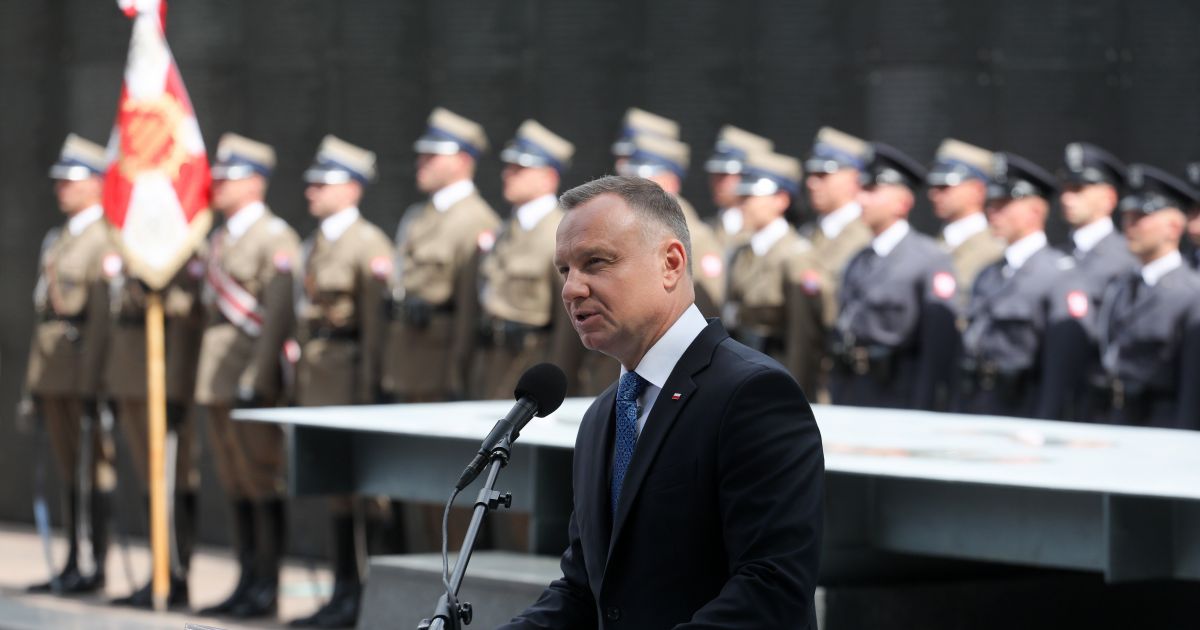 A. Duda: „Wagnerowscy” bojownicy na Białorusi stanowią zagrożenie ze strony Rosji – Respublika.lt